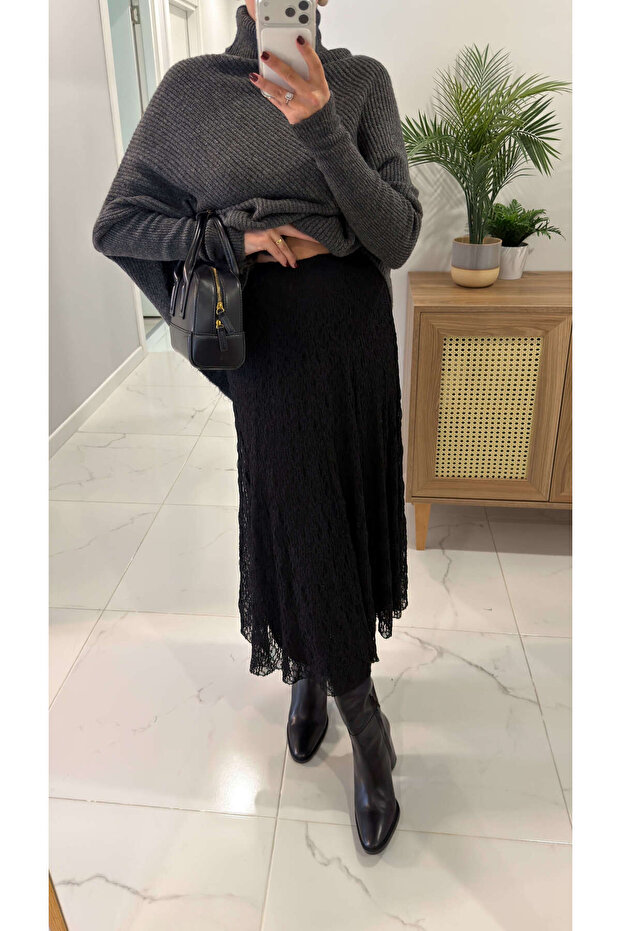 Natra Siyah Dantelli Astarlı Etek - 2