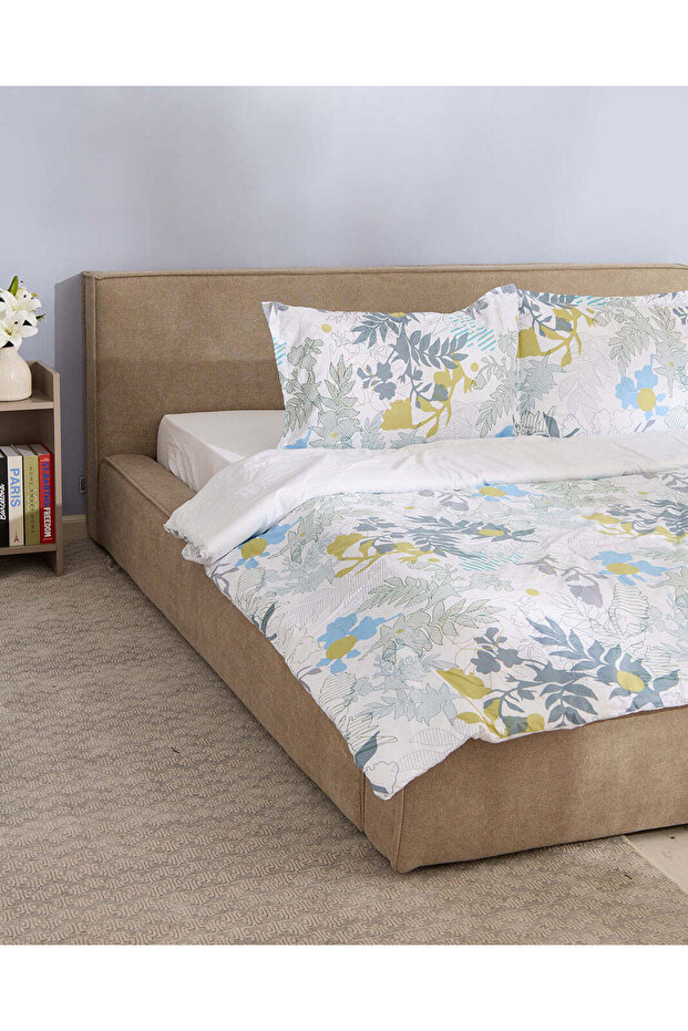 Multicolour 4 Piece Leaf Printed Comforter Set (Double Size) - 1
