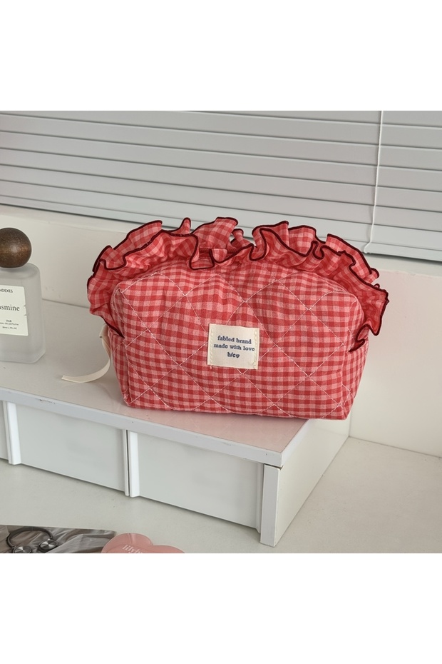 Red Red White Checkered Makeup Bag with Lace Trim, Large Capacity Portable Cosmetic Pouch for Women