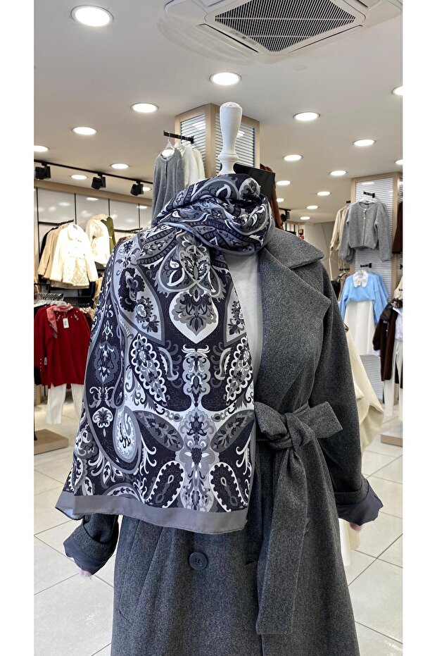 Saltanat Pattern Shawl Gray