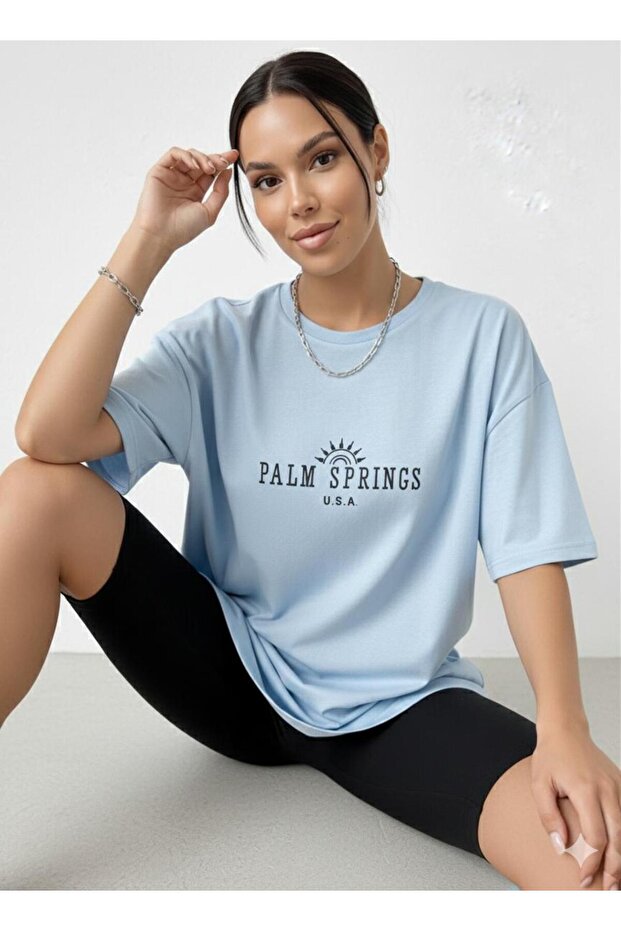 Palm Springs B Printed Women's Basic Crew Neck T-Shirt