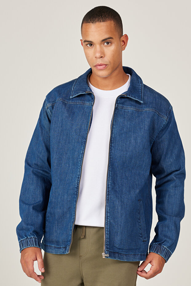 Indigo Standard Fit Regular Cut Peter Pan collar Denim Coat
