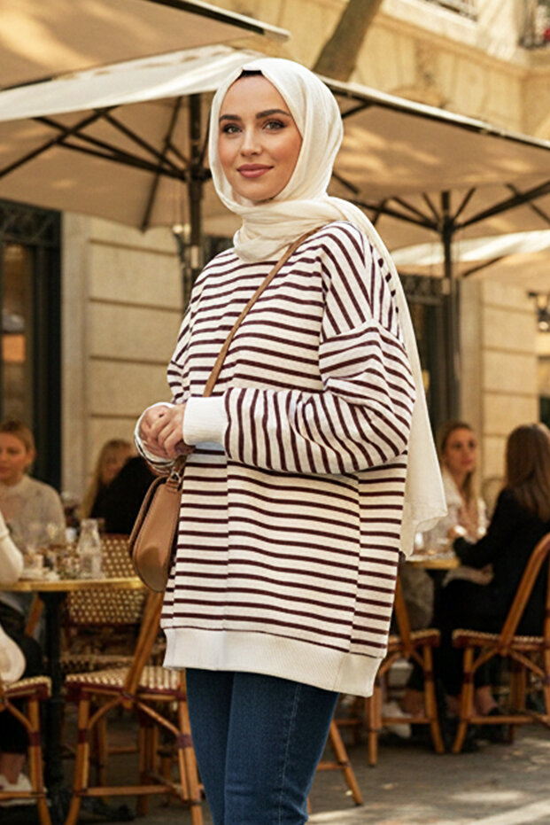 سويت شيرت بياقة دائرية مخططة بأكمام طويلة 3030 أحمر كلاريت