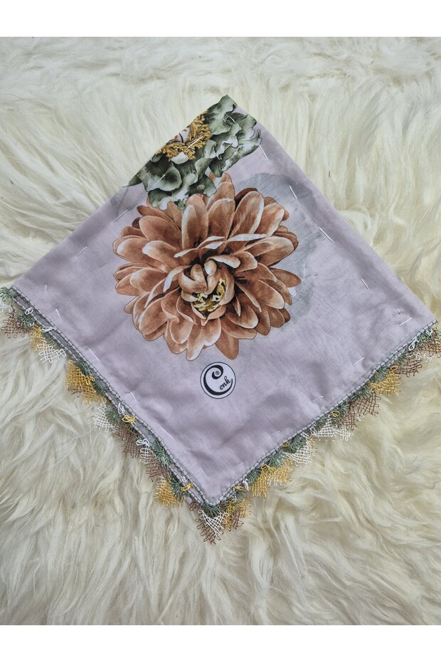 Reyhan Zarif Handcrafted Needlework Embroidery Writing/Needlework/Yemeni/Handcrafted Tulle, Mevlit Cover
