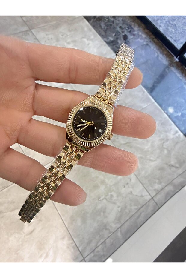 Minimal Takvimli Kadın Kol Saat - 1