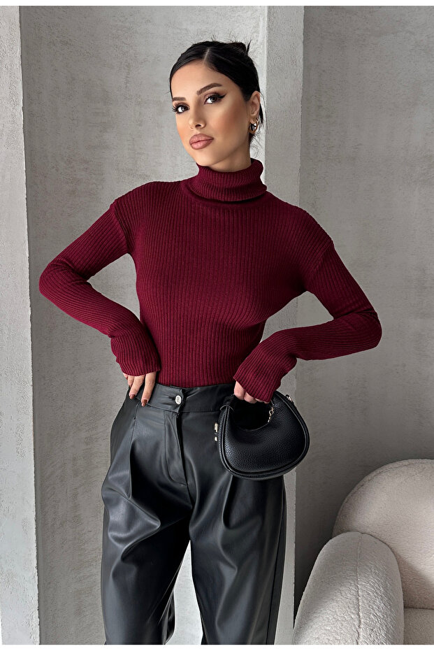 Thick Knitted Pullover Sweater - 1