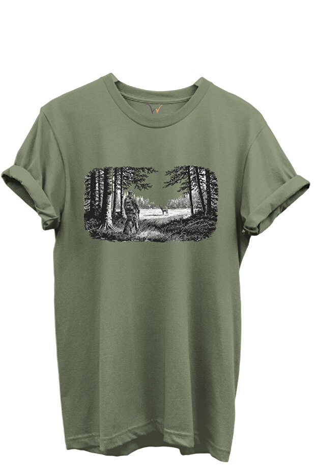 Hunter and Deer Forest Landscape Illustration Printed 100% Cotton Regular Fit Crew Neck Unisex T-Shirt