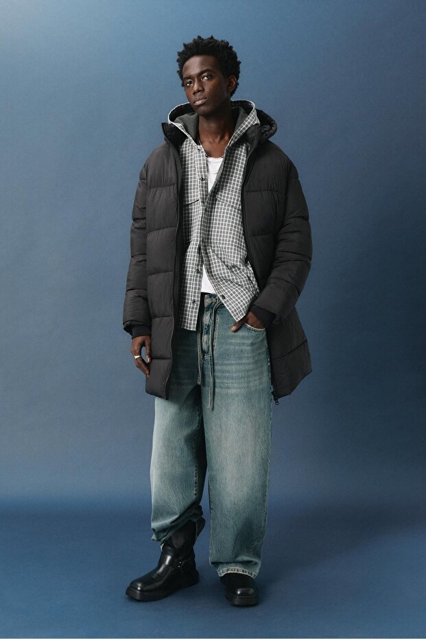 Kapüşonlu şişme kaban - 1