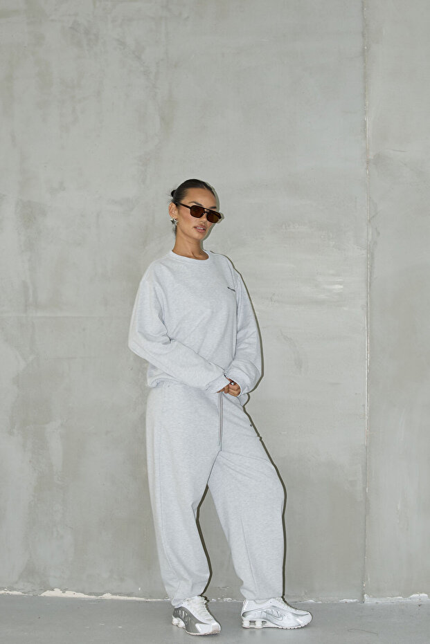 Basic Sweatshirt Ve Jogger Pantolon Takım - 3