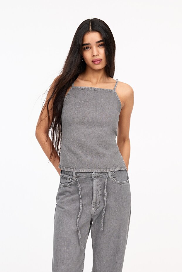 Sırtı açık top - 2