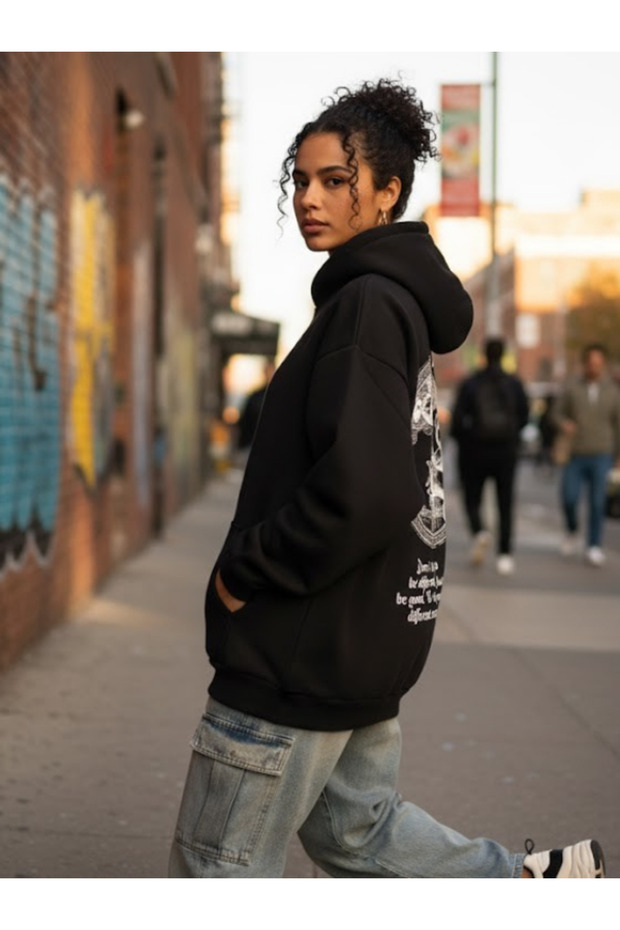 Premium Article Oversize Sweatshirt - 4