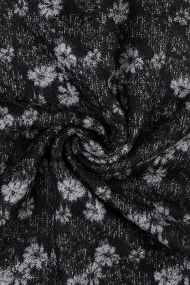 Siyah Desenli Atkı - 4