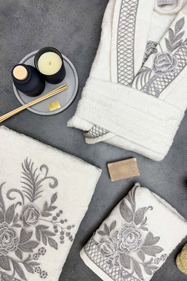 Flora Bambu Dantelli Aile Bornoz Seti - 2