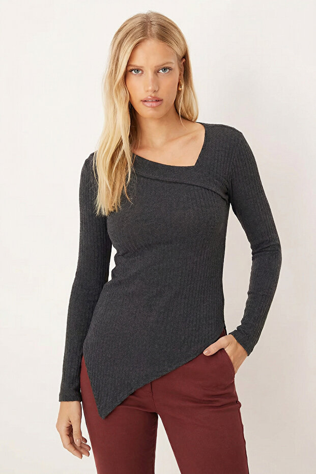 Women's Anthracite Asymmetrical Neck Long Sleeve Blouse Arm-26K001082