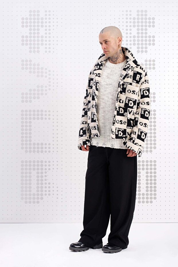 سترة ماكينزي باللون الأسود الإيكروي - 5