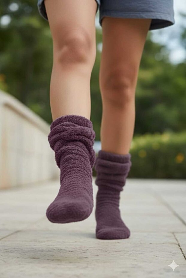 Wellsoft Plush Knee High Home Socks Long Socks Booties Winter Unisex Purple