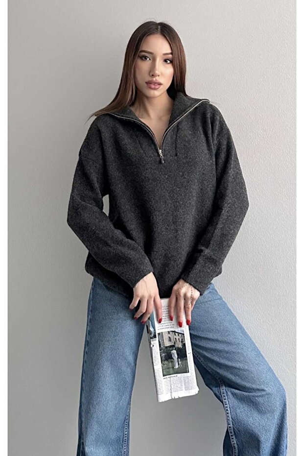 Soft Textured Trucker Collar Zippered Knit Sweater