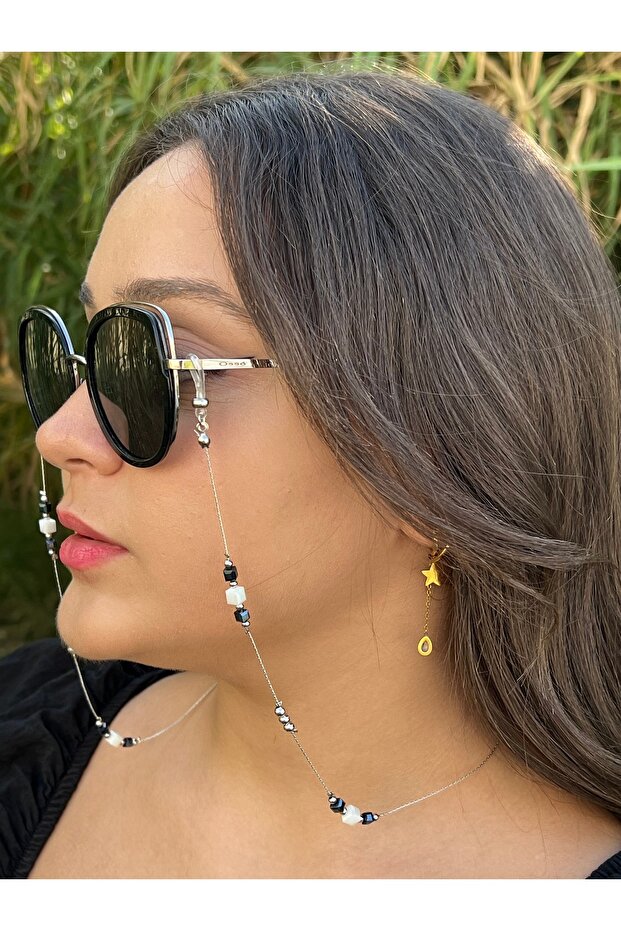 سلسلة نظارات أنيقة - حزام نظارات عصري وإكسسوار راقٍ
