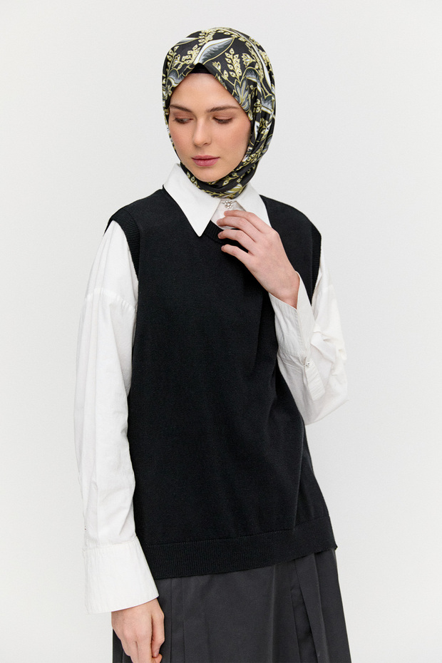 Süs Düğmeli Pencereli Süveter - 3