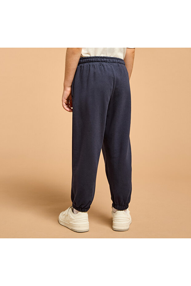 بنطال رياضي سادة مع رباط إغلاق وجيوب - 3