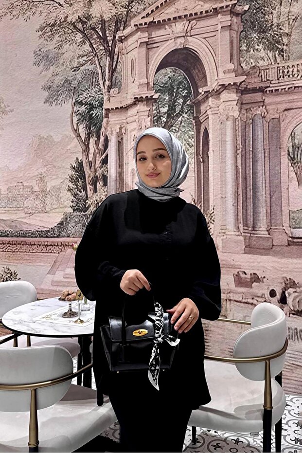 حقيبة كتف بتفاصيل وشاح أسود