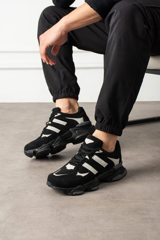 Unisex Black Daily High Sole Sports Shoe