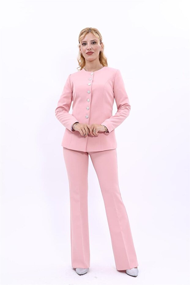 سترة بياقة دائرية وأزرار طويلة وبنطلون واسع الساق على الطراز الإسباني - لون بودرة - 5