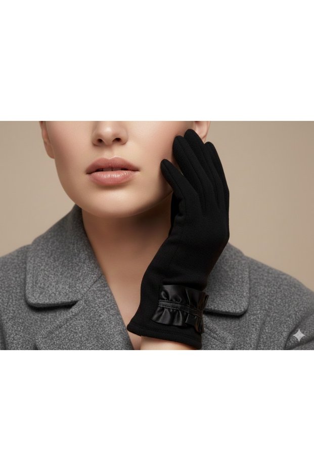 Leather Detail Stamped Gloves for Women - Stylish Luxury Black with Phone Touchscreen Capability