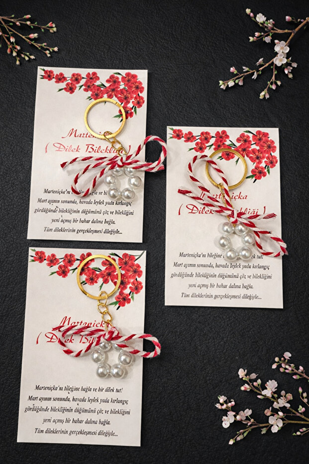Marteniçka Wish Luck Bracelet and Keychain (3 Pieces)