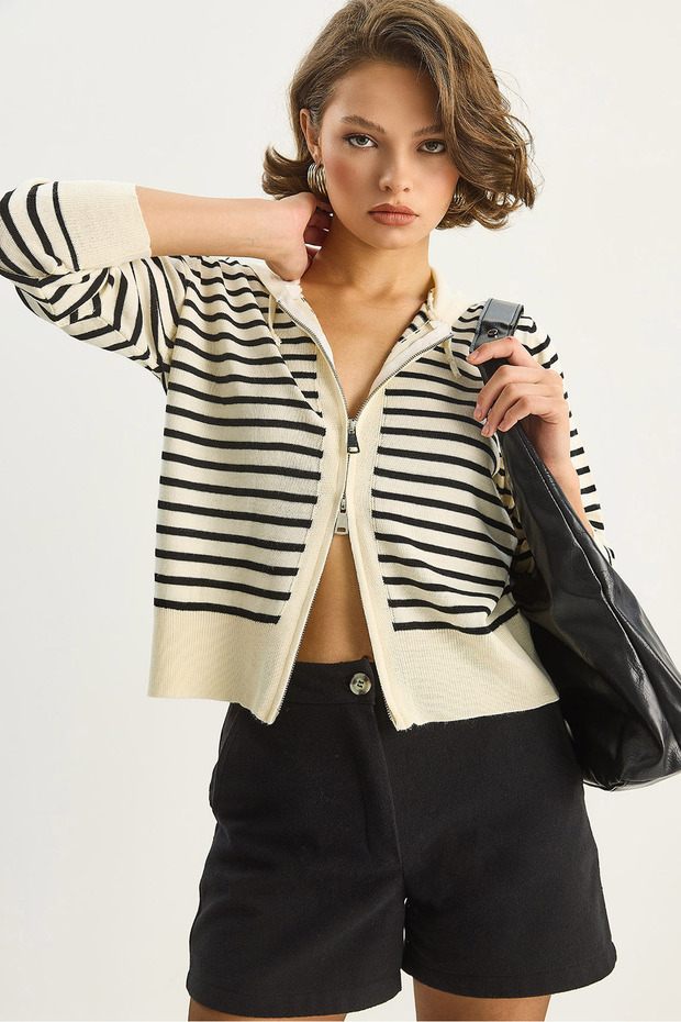 Women's Ecru Black Striped Hooded Double Zipper Basic Cardigan 20246865