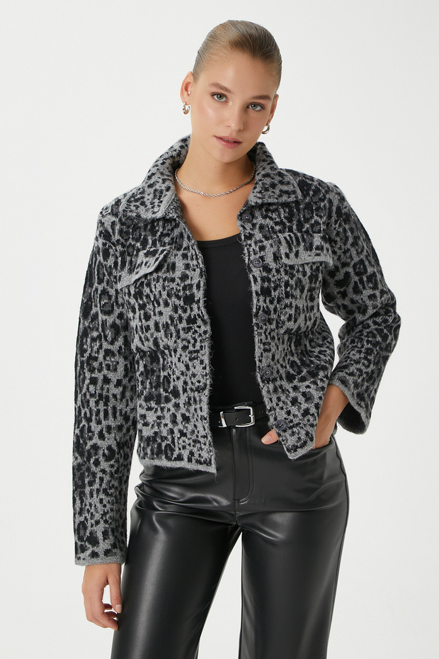 Women's Aja Gray Black Coat-Looking Knitwear Cardigan