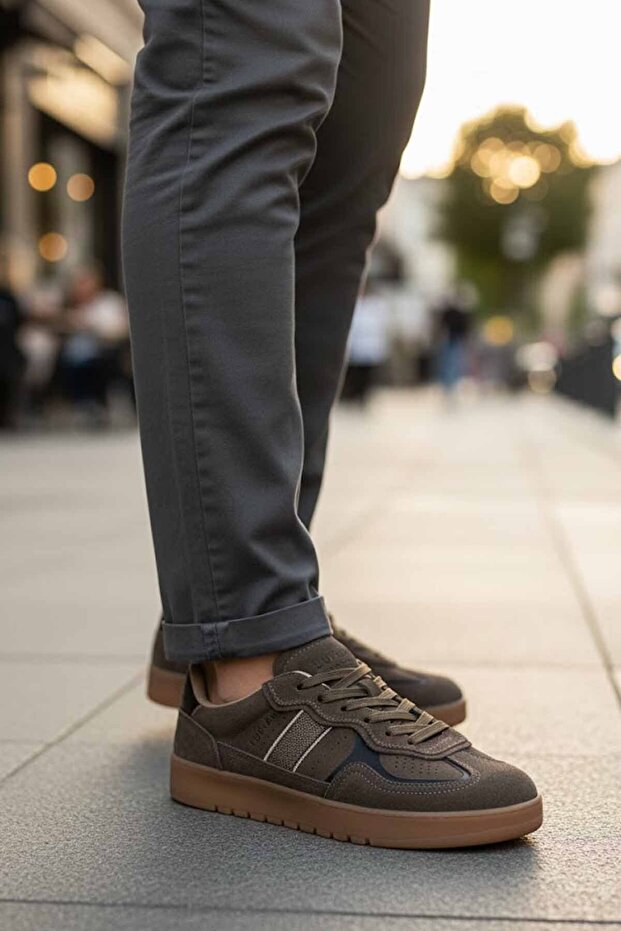 Men's Khaki Leather Men's Casual Shoes Kum