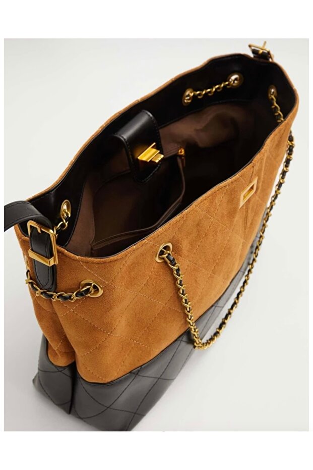 Large Shoulder Bag with Chain Pattern - 2