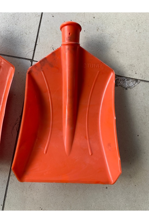Plastik kürek