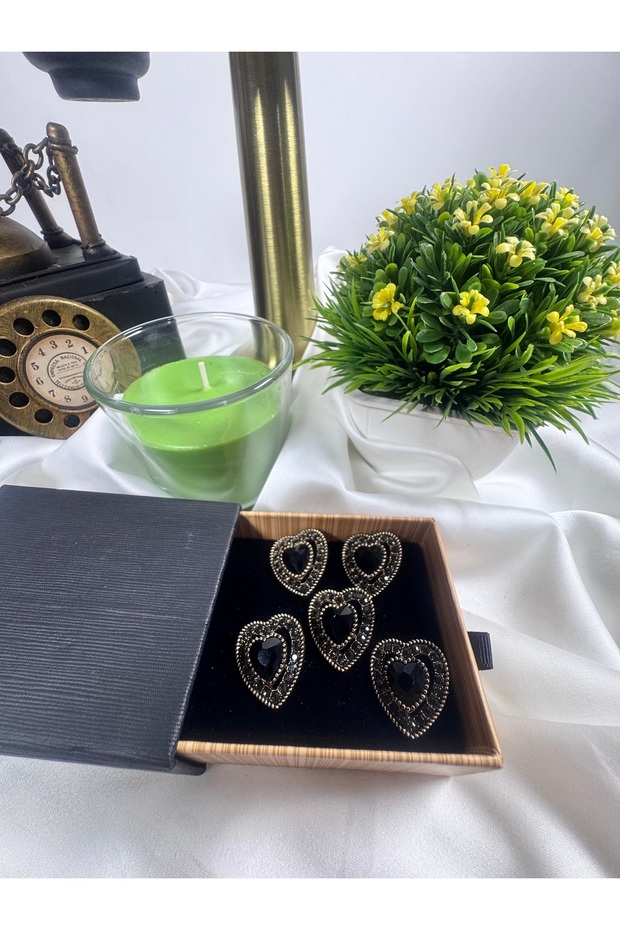 Antique Plated Heart-Shaped Button, 5 Pieces