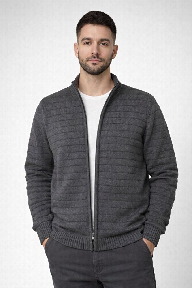 Men's Zippered Cardigan 500