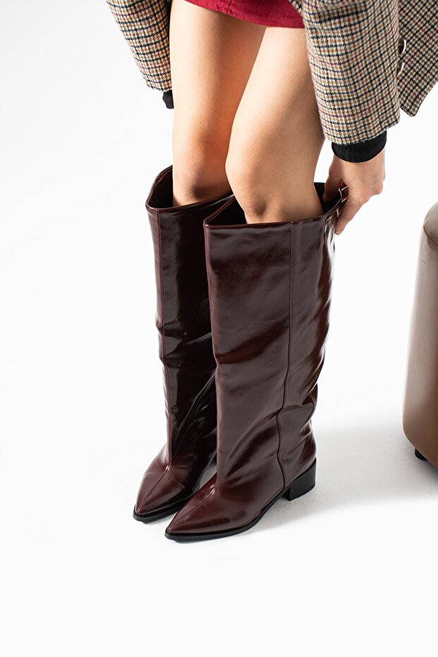 Noe Women's Short Heeled XL Cut Boots