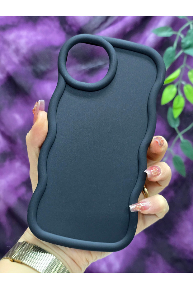 حافظة آيفون 14 بلس / 15 بلس متوافقة ذات ملمس ناعم وحواف متموجة بلون أسود غير لامع - 3