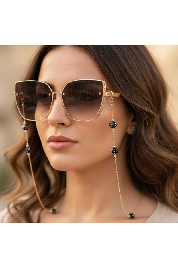 سلسلة نظارات أنيقة على شكل حرف Z مع حزام وحبل للنظارات