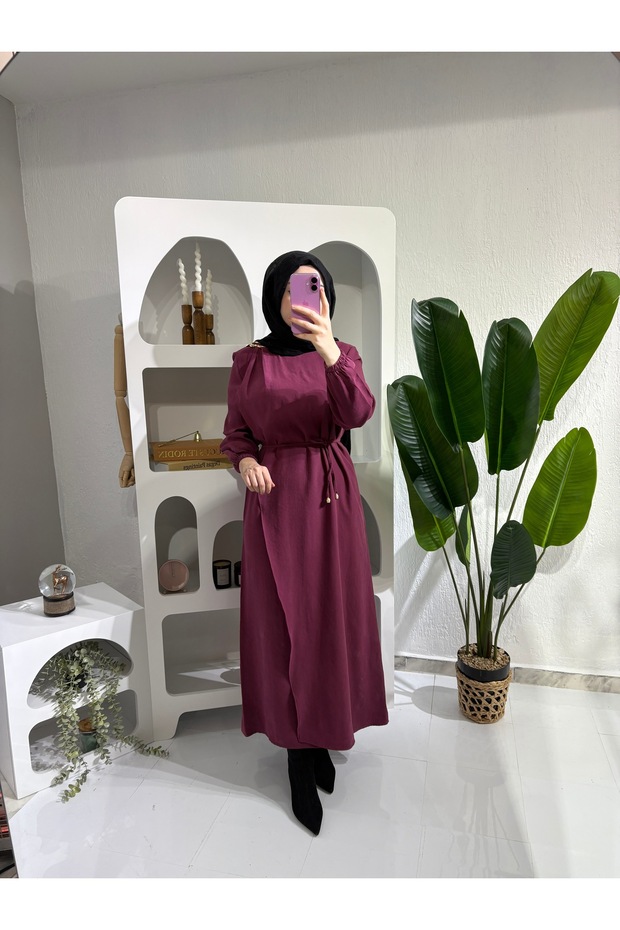 فستان قماش كوبيرا بتصميم بويدان