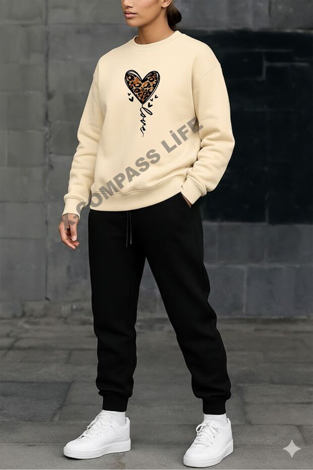 Cotton Minimal Heart Leopard Printed Zero Necklace Sweatshirt Set