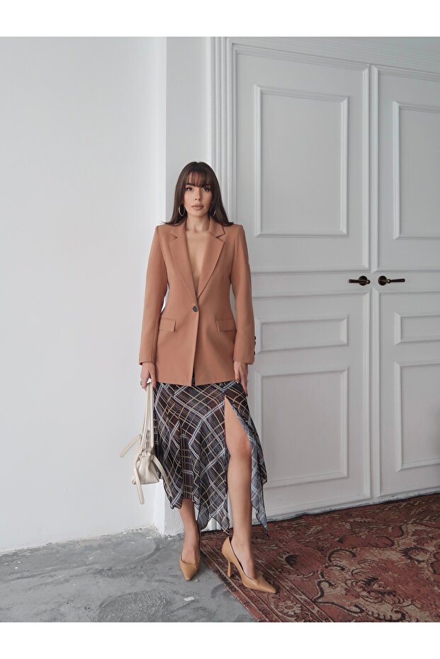 سترة بليزر مبطنة بأزرار غير متماثلة على الأكمام - 6