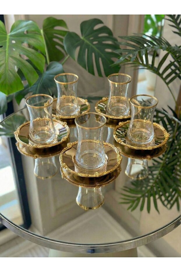 12 Piece Gold Metal Framed Tea Set for 6 People – 6 Cups 6 Metal Plates – Luxurious Presentation