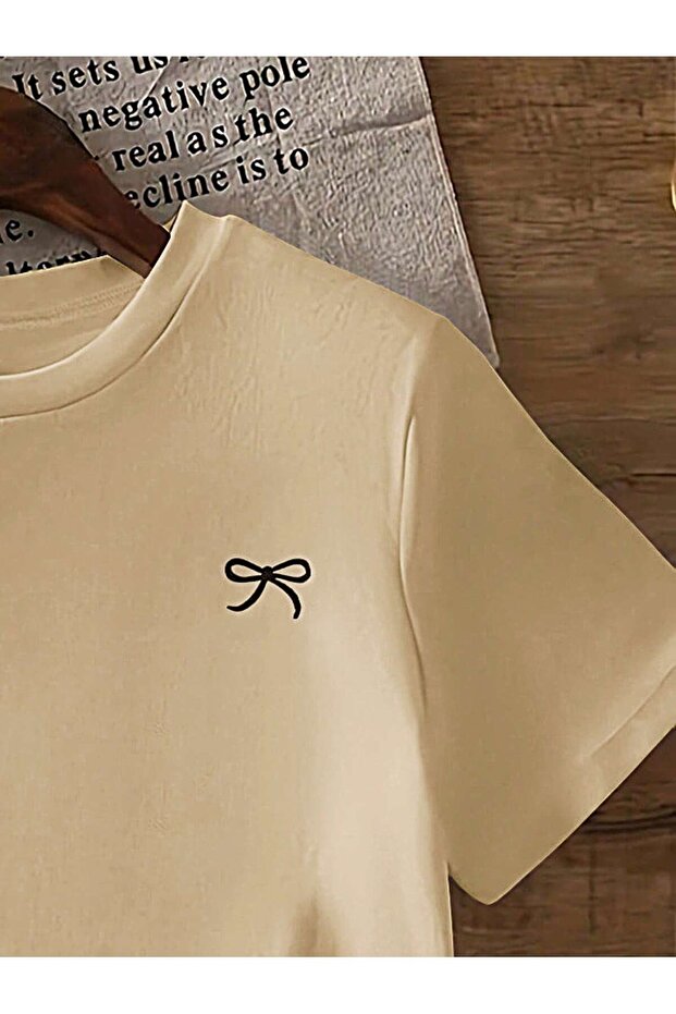 MİNİK KURDELE BASKILI OVERSIZE TİŞÖRT - 4