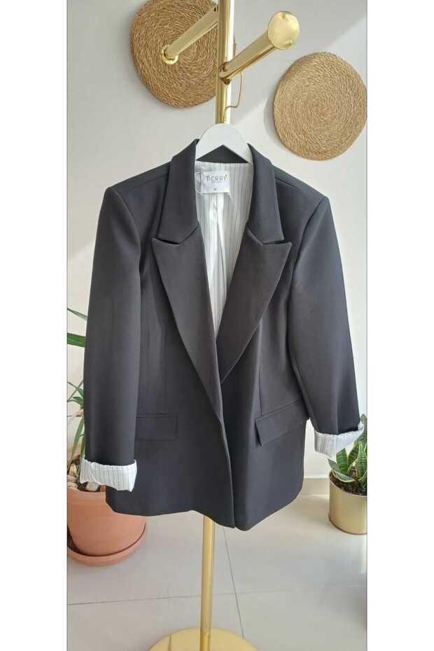 Kolu katlamal ceket - 3