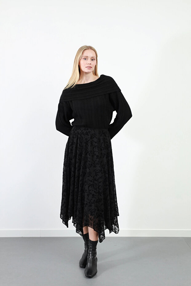 Women's Black Lined Asymmetrical Cut Premium Skirt - 4