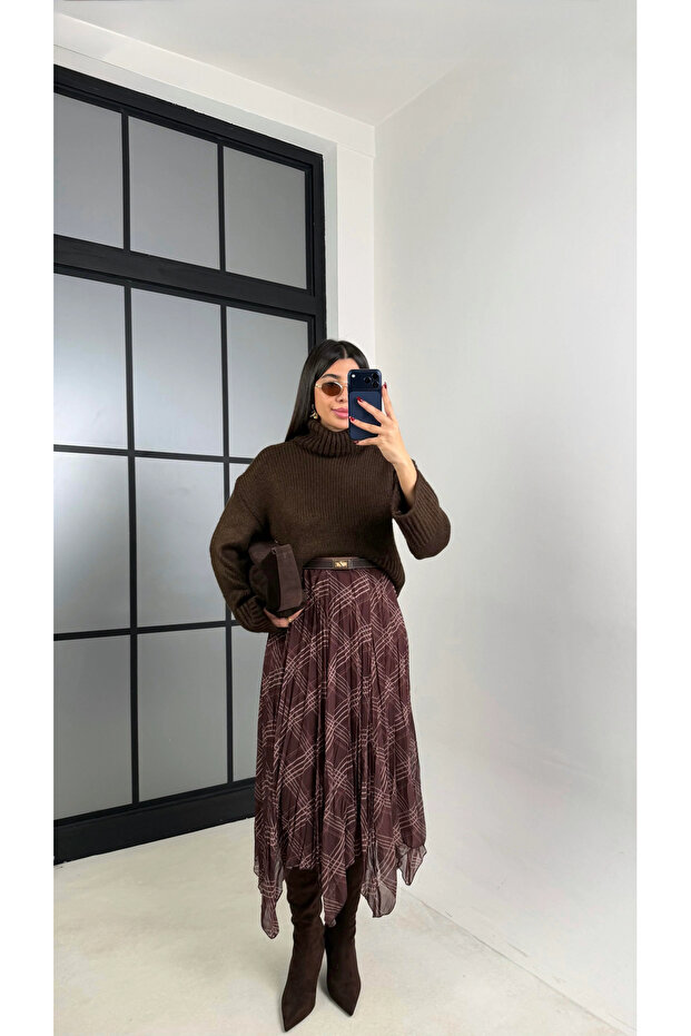 Women's Brown Lined Plaid Patterned Chiffon Skirt - 6