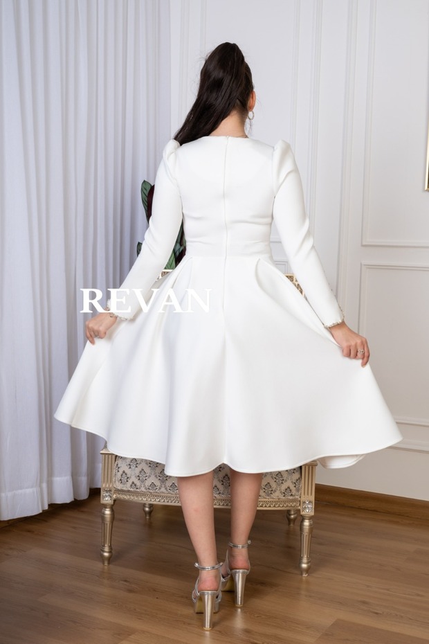 A soft dress with long sleeves and luxurious embroidery - 5