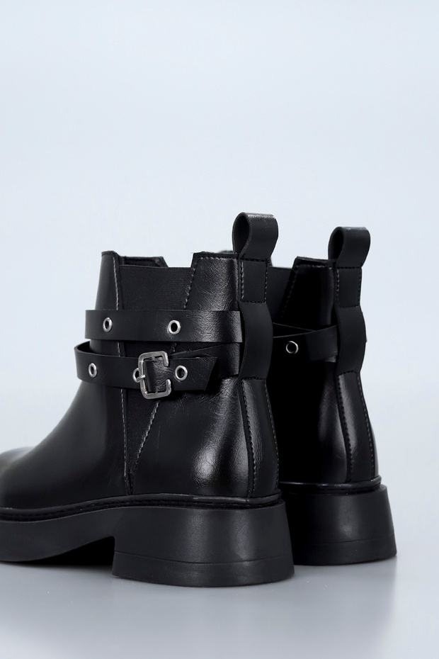 Dvmd 658 Belt Detailed Elastic Zippered Boots - 4