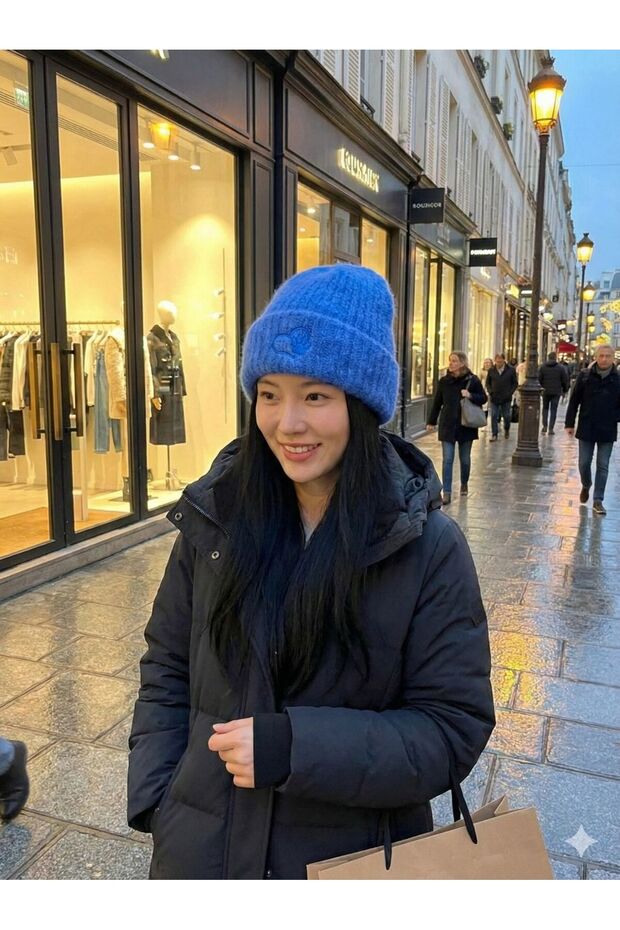 Women's Minimal Logo Winter Beanie